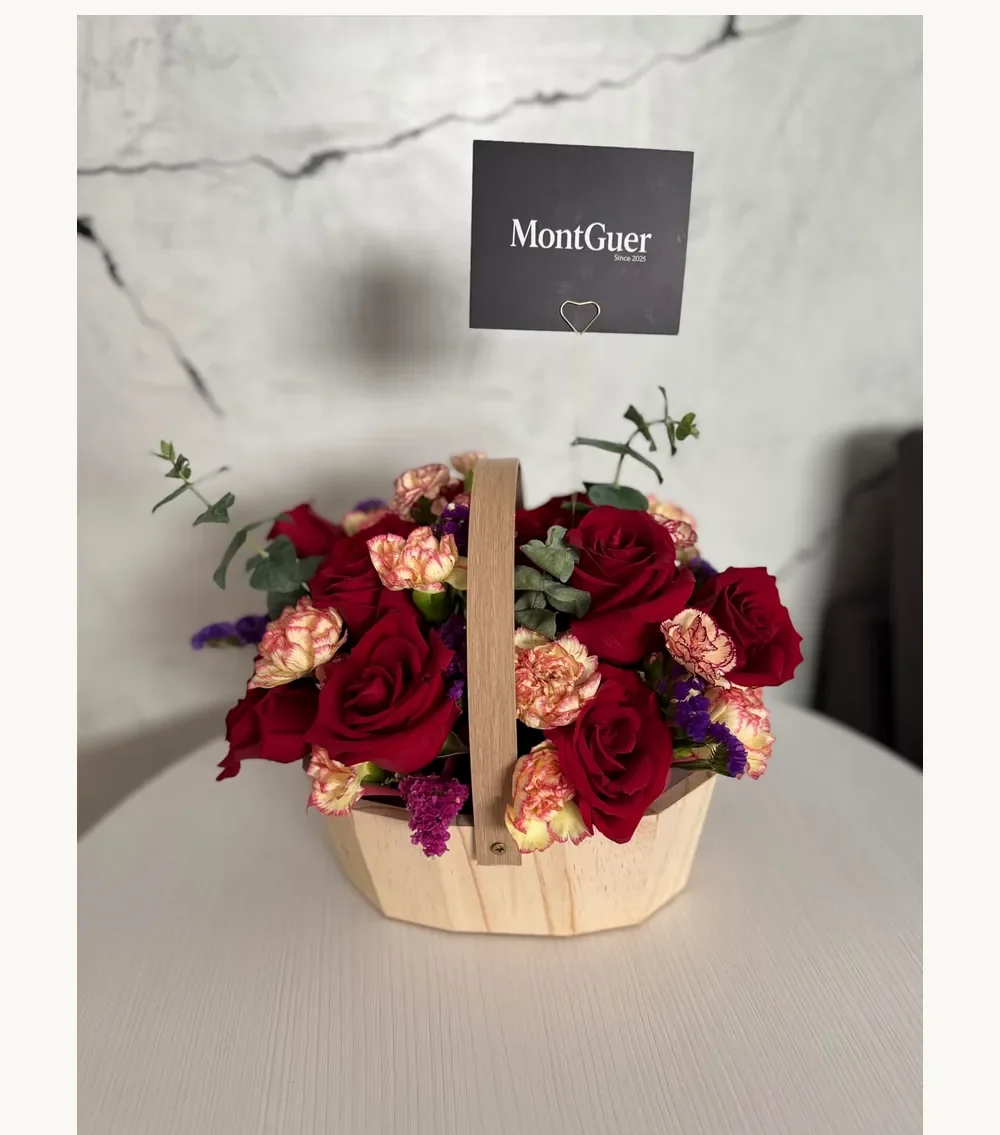 Canasta de Rosas Rojas — arreglo floral MontGuer