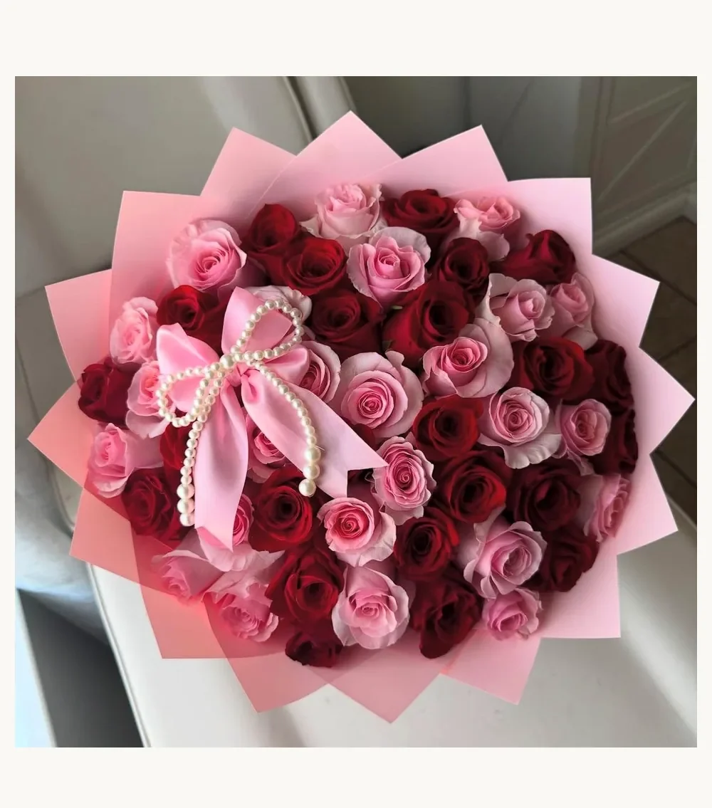 Bouquet Corazón Rosa y Rojo — arreglo floral MontGuer